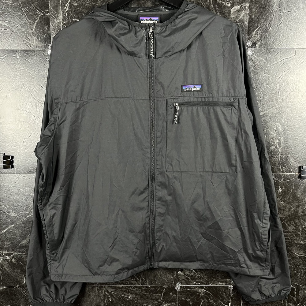 Patagonia Women's Black Light & Variable Wind Rain Jacket XL